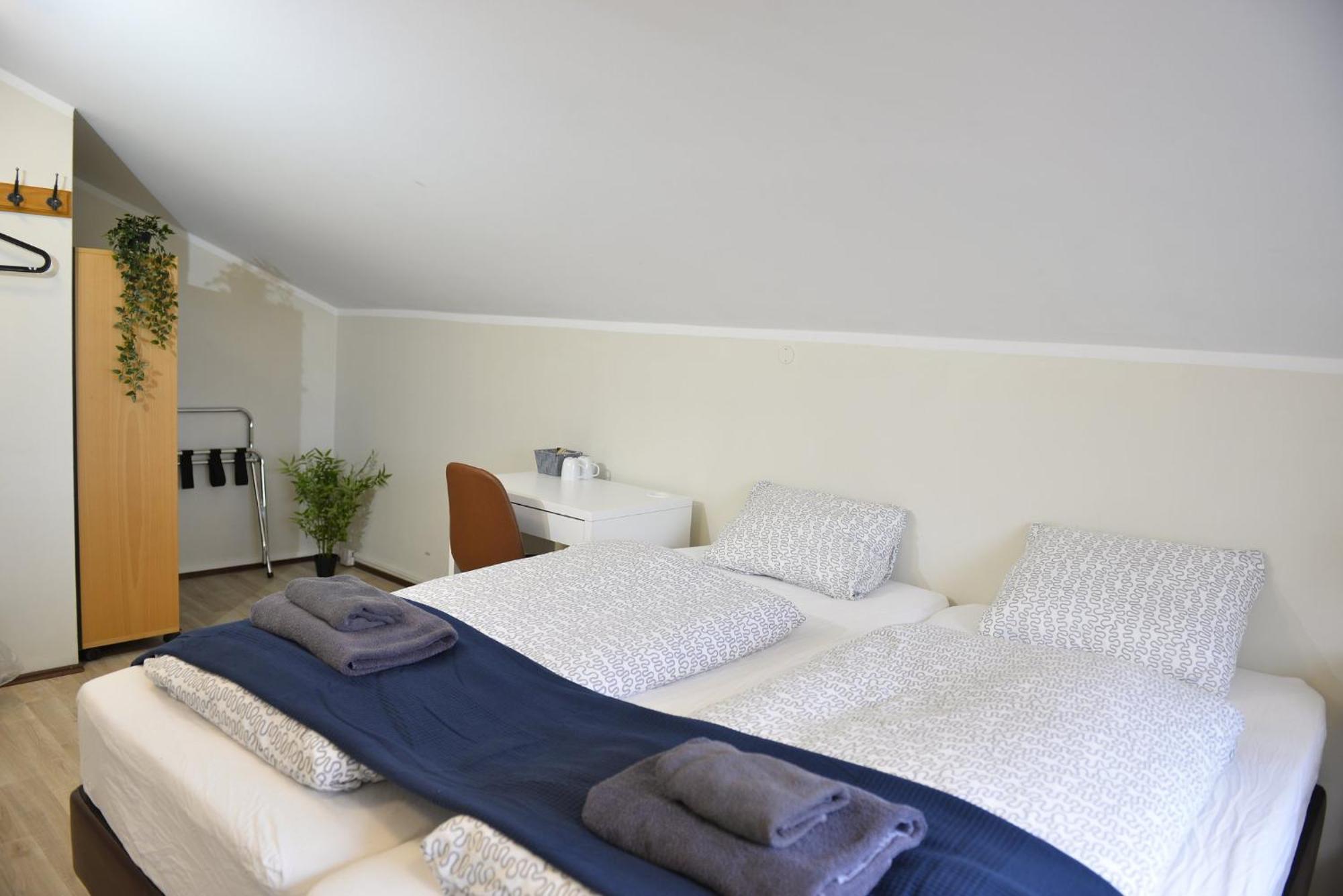 Klausturhof Guesthouse Kirkjubæjarklaustur Esterno foto